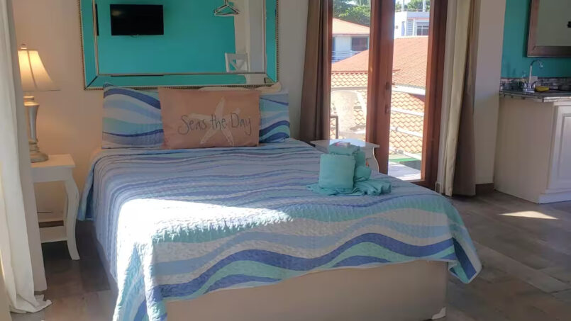 Popeyes unit 34 belize caye caulker