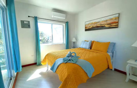 Popeyes Beach Condos – Penthouse #4 – Top Floor, Beachfront Views